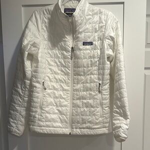 Patagonia Women's Ivory Puffer Jacket